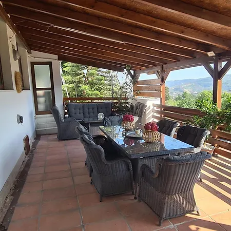 Vakantiehuis Sunset Paradise Stroumpi Stroumbi