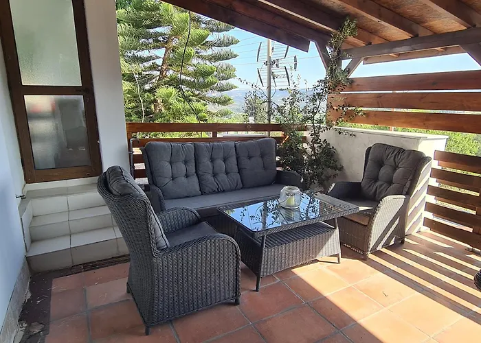 Sunset Paradise Stroumpi Stroumbi